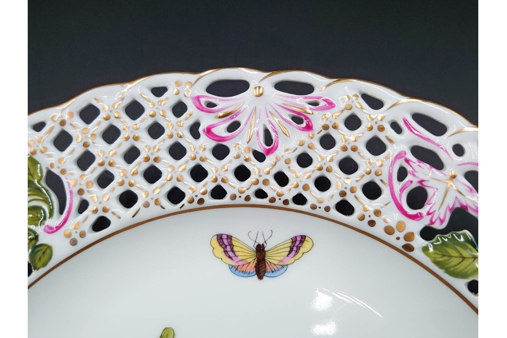 ハンガリー　ヘレンド(HEREND)　ロスチャイルド・バードシリーズ　上品なプレートとナプキンリングのセット　(R-087317)