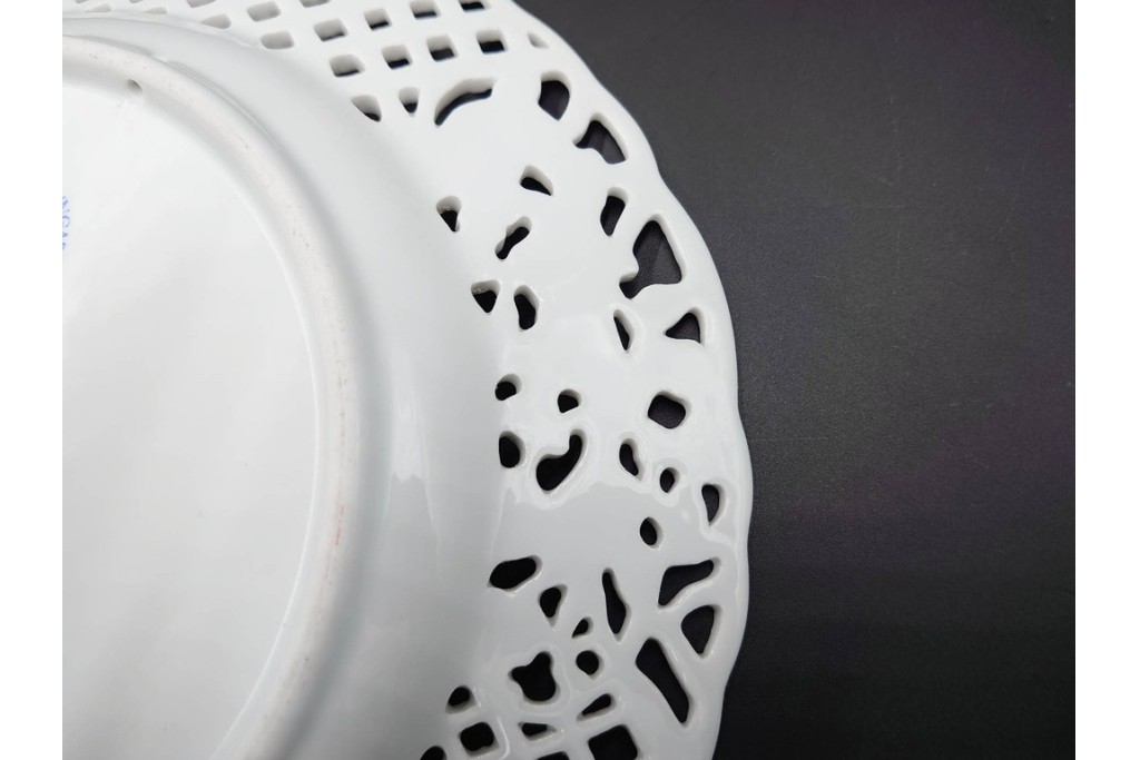 ハンガリー　ヘレンド(HEREND)　ロスチャイルド・バードシリーズ　上品なプレートとナプキンリングのセット　(R-087317)