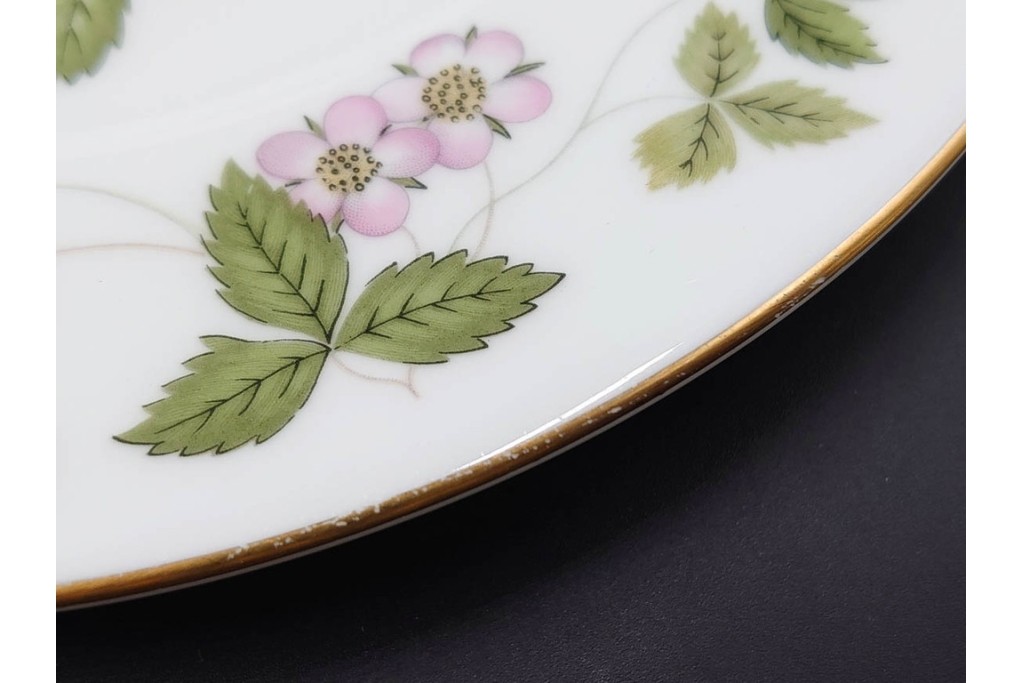 イギリス　WEDGWOOD(ウェッジウッド)　直径約21cm　ワイルドストロベリーシリーズのプレート6枚セット　(R-087319)