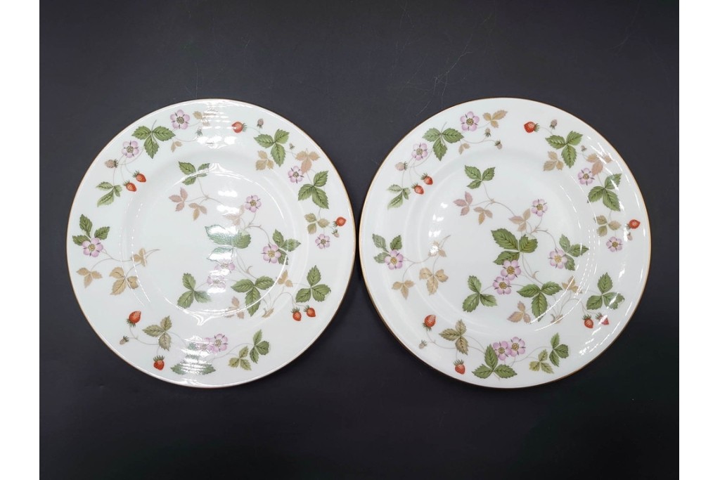 イギリス　WEDGWOOD(ウェッジウッド)　直径約21cm　ワイルドストロベリーシリーズのプレート6枚セット　(R-087319)