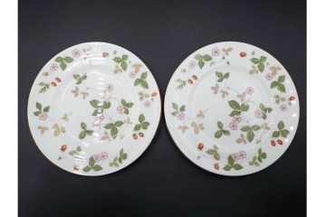 イギリス　WEDGWOOD(ウェッジウッド)　直径約21cm　ワイルドストロベリーシリーズのプレート6枚セット　(R-087319)