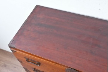 和製アンティーク　前面欅(ケヤキ)材　木目が魅力の五丁引き庄内箪笥　(R-087320)