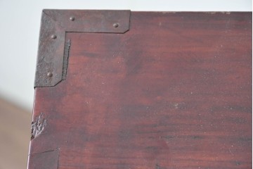 和製アンティーク　前面欅(ケヤキ)材　木目が魅力の五丁引き庄内箪笥　(R-087320)