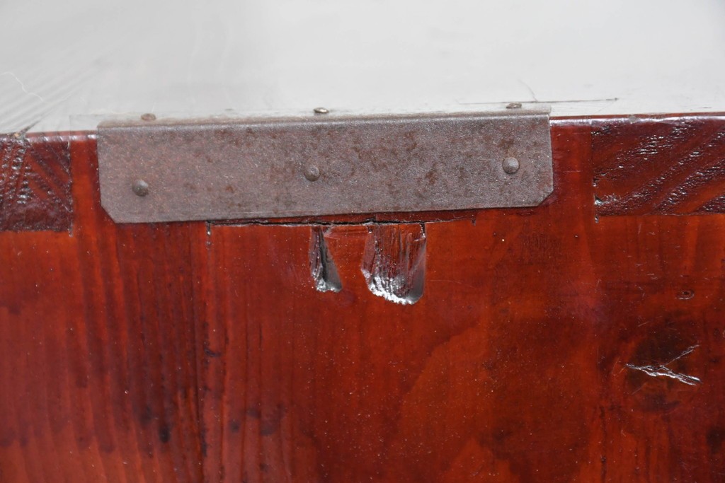 和製アンティーク　前面欅(ケヤキ)材　木目が魅力の五丁引き庄内箪笥　(R-087320)