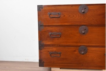 和製アンティーク　前面欅(ケヤキ)材　木目が魅力の庄内箪笥ローチェスト　(R-087321)