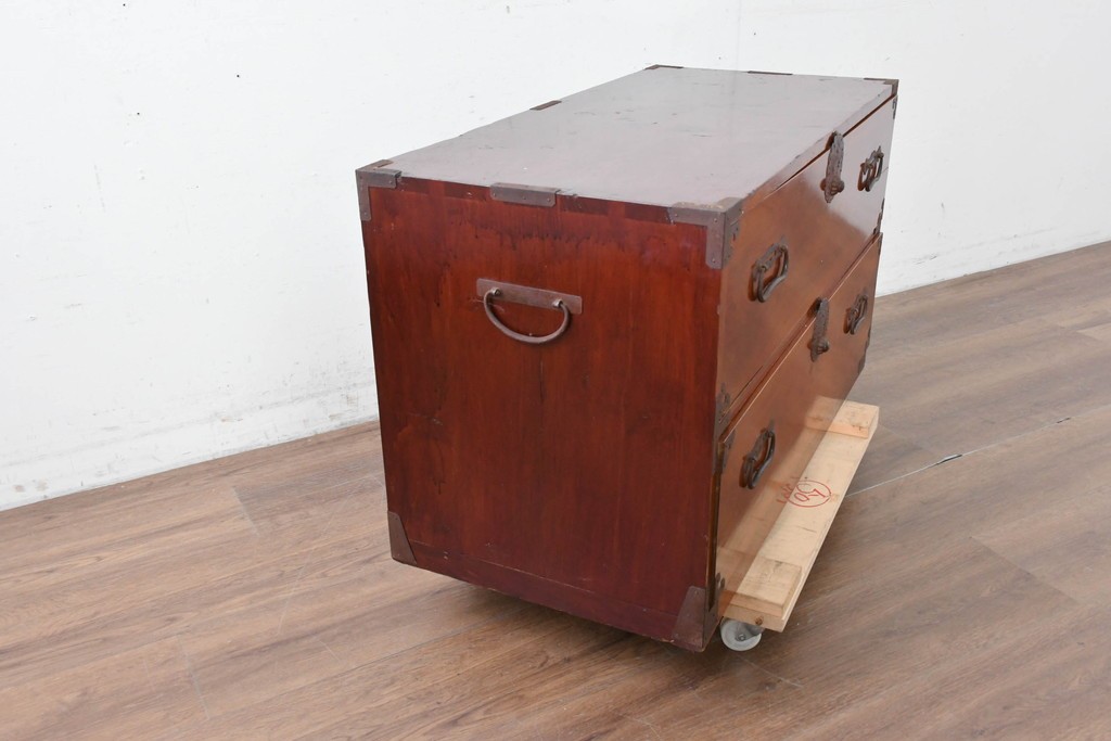 和製アンティーク　前面欅(ケヤキ)材　木目が魅力の庄内箪笥ローチェスト　(R-087322)