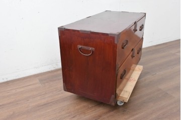 和製アンティーク　前面欅(ケヤキ)材　木目が魅力の庄内箪笥ローチェスト　(R-087322)