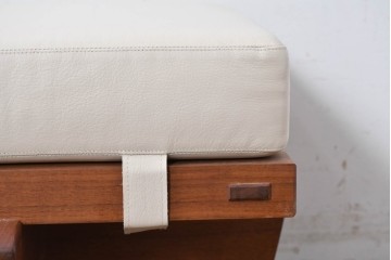 中古　桜製作所　ジョージ・ナカシマ(George Nakashima)　レザークッションのグリーンロック・オットマン　(R-087323)