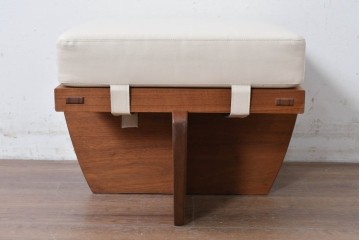 中古　桜製作所　ジョージ・ナカシマ(George Nakashima)　レザークッションのグリーンロック・オットマン　(R-087323)
