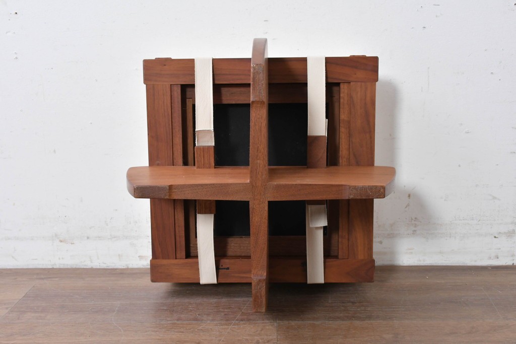 中古　桜製作所　ジョージ・ナカシマ(George Nakashima)　レザークッションのグリーンロック・オットマン　(R-087323)