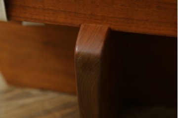 中古　桜製作所　ジョージ・ナカシマ(George Nakashima)　レザークッションのグリーンロック・オットマン　(R-087323)
