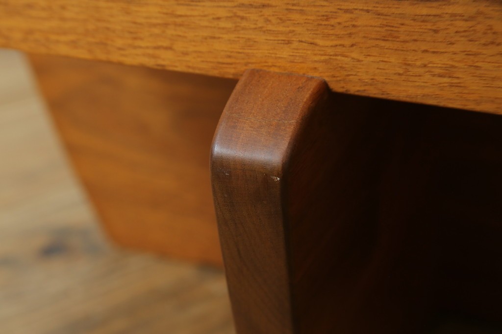 中古　桜製作所　ジョージ・ナカシマ(George Nakashima)　レザークッションのグリーンロック・オットマン　(R-087323)
