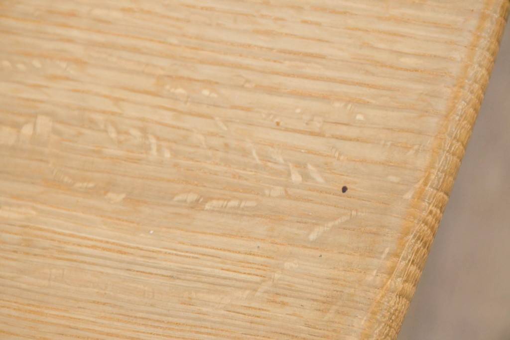 中古　飛騨産業　キツツキマーク　CRESCENT(クレセント)シリーズ　オーク材　曲線美が際立つアームチェア4脚セット　定価約39万円　(R-087326)