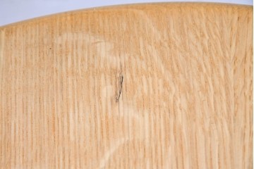 中古　飛騨産業　キツツキマーク　CRESCENT(クレセント)シリーズ　オーク材　曲線美が際立つアームチェア4脚セット　定価約39万円　(R-087326)