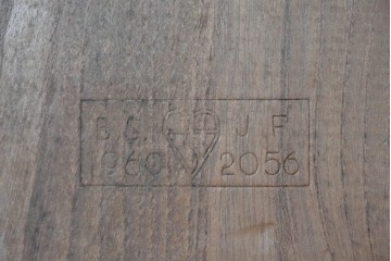 イギリスヴィンテージ　ERCOL(アーコール)　BSロゴ入り!　ウィンザーチェア　ナチュラル色のクエーカーアームチェア　(R-087327)