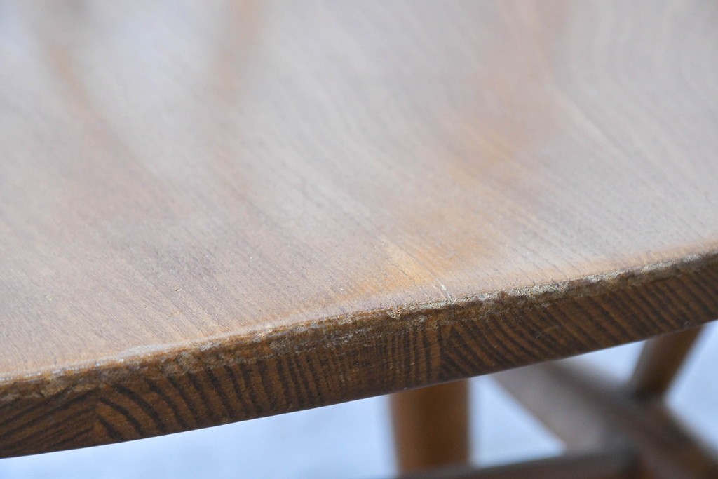 イギリスヴィンテージ　ERCOL(アーコール)　BSロゴ入り!　ウィンザーチェア　ナチュラル色のクエーカーアームチェア　(R-087328)
