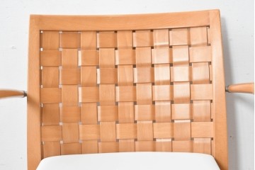 中古　美品　arflex(アルフレックス)　LUCA(ルカ)　合皮　編み込み背もたれが印象的なアームチェア　定価約14万円　(R-087331)