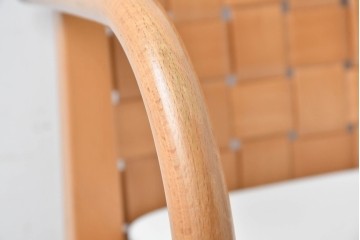 中古　美品　arflex(アルフレックス)　LUCA(ルカ)　合皮　編み込み背もたれが印象的なアームチェア　定価約14万円　(R-087331)