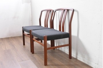 中古　希少な廃番品!　カリモク家具(karimoku)　最上位シリーズ「ビベンテ」　花梨(カリン)材　なめらかな曲線を描くフレームが魅力のダイニングチェア2脚セット　(R-087332)