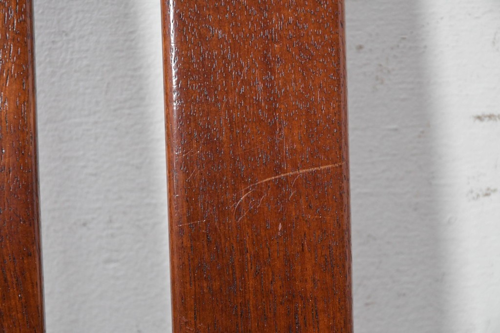 中古　希少な廃番品!　カリモク家具(karimoku)　最上位シリーズ「ビベンテ」　花梨(カリン)材　なめらかな曲線を描くフレームが魅力のダイニングチェア2脚セット　(R-087332)