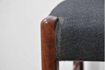 中古　希少な廃番品!　カリモク家具(karimoku)　最上位シリーズ「ビベンテ」　花梨(カリン)材　なめらかな曲線を描くフレームが魅力のダイニングチェア2脚セット　(R-087332)