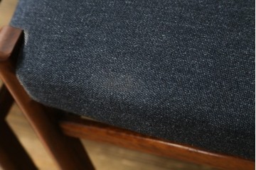 中古　希少な廃番品!　カリモク家具(karimoku)　最上位シリーズ「ビベンテ」　花梨(カリン)材　なめらかな曲線を描くフレームが魅力のダイニングチェア2脚セット　(R-087332)
