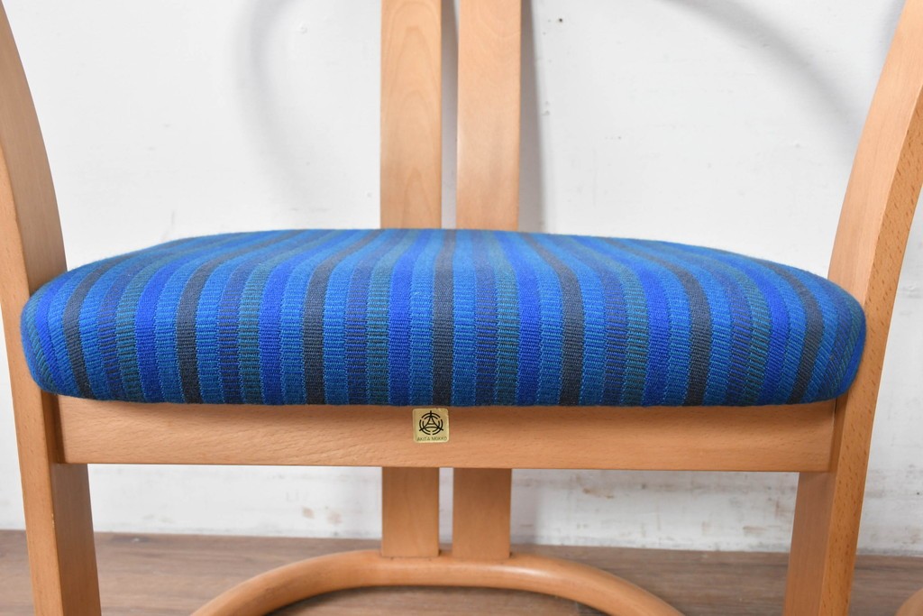 和製ヴィンテージ　秋田木工　剣持勇氏デザイン　No.80　ブナ材のラウンジチェア2脚セット　現行定価(2脚合計)約26万円　(R-087333)