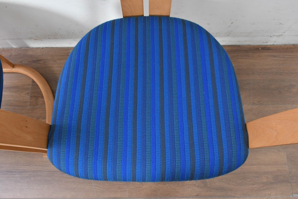 和製ヴィンテージ　秋田木工　剣持勇氏デザイン　No.80　ブナ材のラウンジチェア2脚セット　現行定価(2脚合計)約26万円　(R-087333)