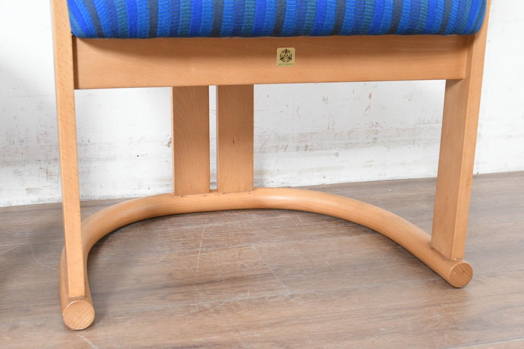 和製ヴィンテージ　秋田木工　剣持勇氏デザイン　No.80　ブナ材のラウンジチェア2脚セット　現行定価(2脚合計)約26万円　(R-087333)