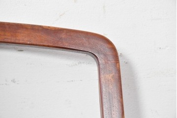 中古　希少な廃番品!　カリモク家具(karimoku)　最上位シリーズ「ビベンテ」　花梨(カリン)材　なめらかな曲線を描くフレームが魅力のアームチェア2脚セット　(R-087334)