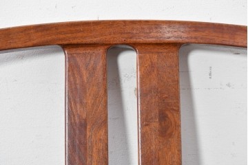 中古　希少な廃番品!　カリモク家具(karimoku)　最上位シリーズ「ビベンテ」　花梨(カリン)材　なめらかな曲線を描くフレームが魅力のアームチェア2脚セット　(R-087334)