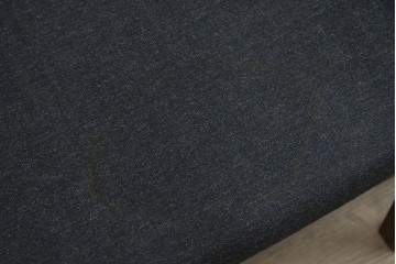 中古　希少な廃番品!　カリモク家具(karimoku)　最上位シリーズ「ビベンテ」　花梨(カリン)材　なめらかな曲線を描くフレームが魅力のアームチェア2脚セット　(R-087334)