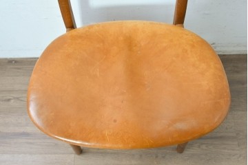 デンマークヴィンテージ　CARL HANSEN & SON(カール・ハンセン&サン)　Hans J. Wegner(ハンス・J・ウェグナー)デザイン　オーク材×チーク材×本革　CH30チェア　(R-087335)