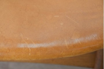 デンマークヴィンテージ　CARL HANSEN & SON(カール・ハンセン&サン)　Hans J. Wegner(ハンス・J・ウェグナー)デザイン　オーク材×チーク材×本革　CH30チェア　(R-087335)