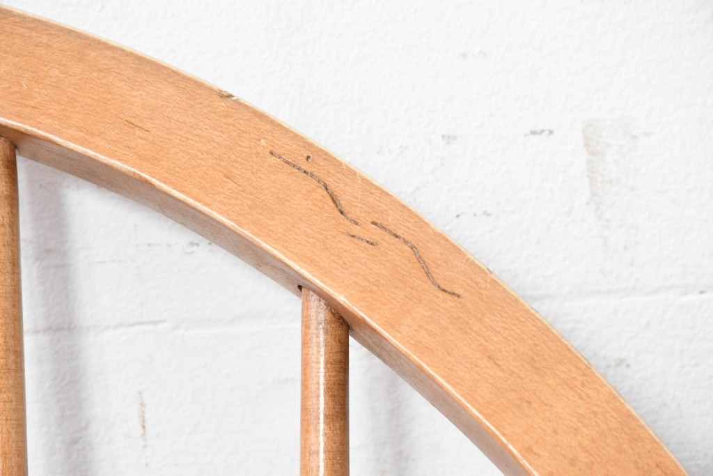 中古　アメリカ　ETHAN ALLEN(イーセンアーレン)　ホイールバックウィンザーチェア2脚セット　(R-087336)