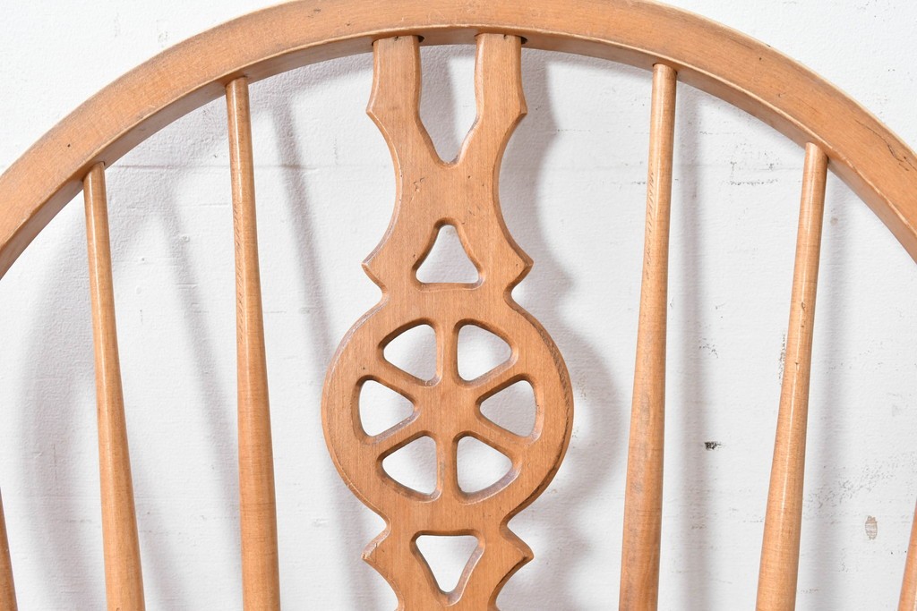 中古　アメリカ　ETHAN ALLEN(イーセンアーレン)　ホイールバックウィンザーチェア2脚セット　(R-087336)