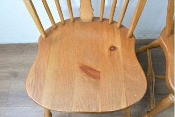 中古　アメリカ　ETHAN ALLEN(イーセンアーレン)　ホイールバックウィンザーチェア2脚セット　(R-087336)