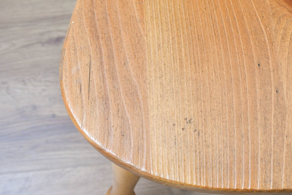 中古　アメリカ　ETHAN ALLEN(イーセンアーレン)　ホイールバックウィンザーチェア2脚セット　(R-087336)