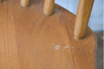 中古　アメリカ　ETHAN ALLEN(イーセンアーレン)　ホイールバックウィンザーチェア2脚セット　(R-087336)