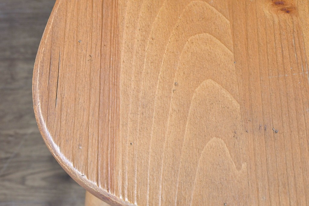 中古　アメリカ　ETHAN ALLEN(イーセンアーレン)　ホイールバックウィンザーチェア2脚セット　(R-087336)