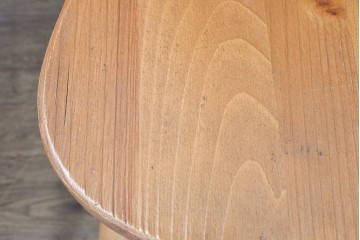 中古　アメリカ　ETHAN ALLEN(イーセンアーレン)　ホイールバックウィンザーチェア2脚セット　(R-087336)