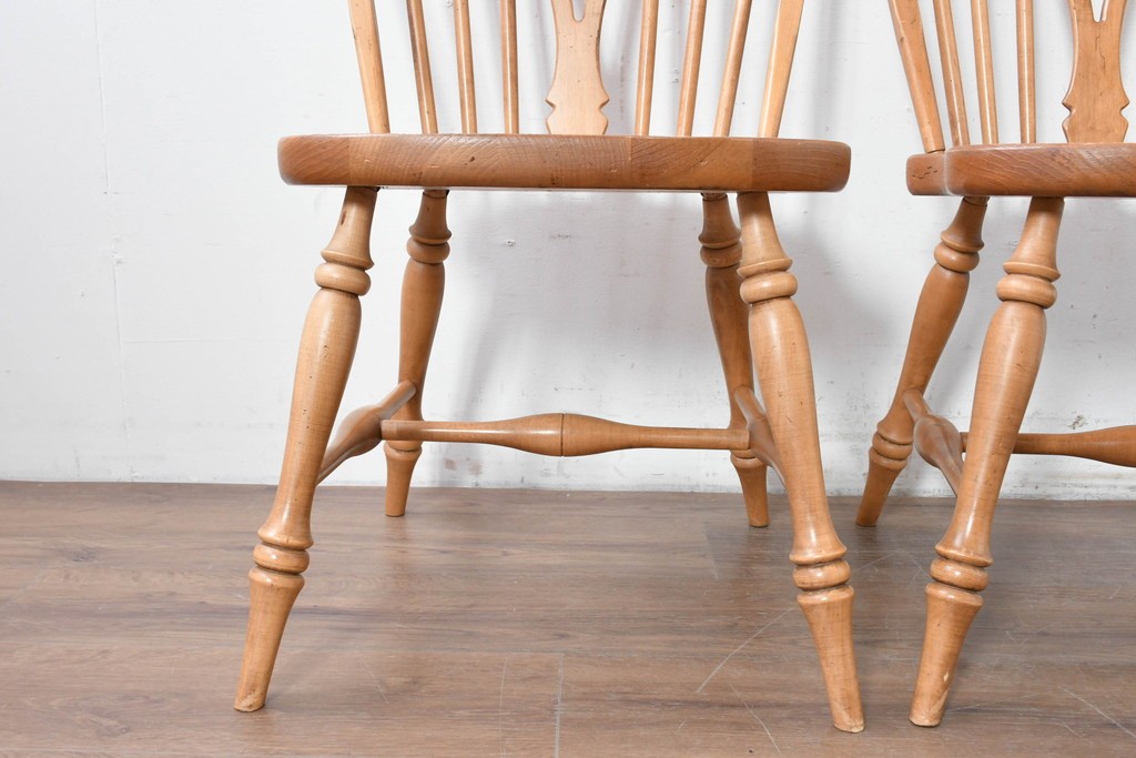 中古　アメリカ　ETHAN ALLEN(イーセンアーレン)　ホイールバックウィンザーチェア2脚セット　(R-087336)