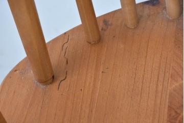 中古　アメリカ　ETHAN ALLEN(イーセンアーレン)　ホイールバックアーム付きウィンザーチェア2脚セット　(R-087337)