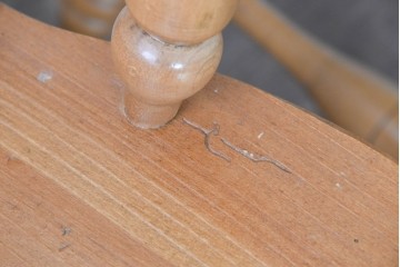 中古　アメリカ　ETHAN ALLEN(イーセンアーレン)　ホイールバックアーム付きウィンザーチェア2脚セット　(R-087337)