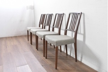 中古　カリモク家具(karimoku)　すっきりとした縦格子の背もたれが上品なダイニングチェア4脚セット　定価(4脚合計)約20万円　(R-087339)