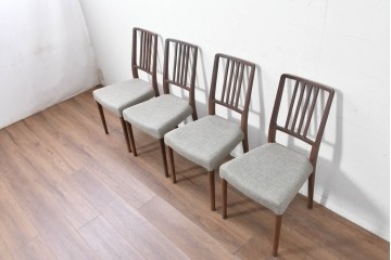 中古　カリモク家具(karimoku)　すっきりとした縦格子の背もたれが上品なダイニングチェア4脚セット　定価(4脚合計)約20万円　(R-087339)