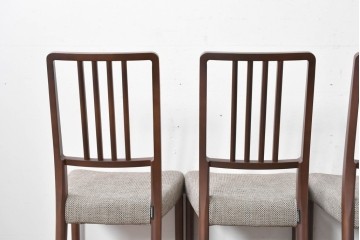 中古　カリモク家具(karimoku)　すっきりとした縦格子の背もたれが上品なダイニングチェア4脚セット　定価(4脚合計)約20万円　(R-087339)