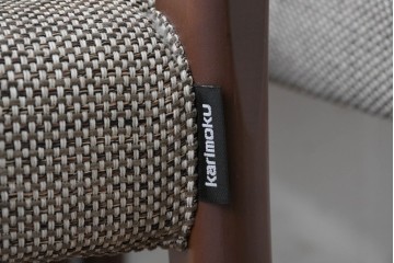 中古　カリモク家具(karimoku)　すっきりとした縦格子の背もたれが上品なダイニングチェア4脚セット　定価(4脚合計)約20万円　(R-087339)