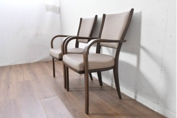 中古　カリモク家具(karimoku)　CT73シリーズ　曲木のアームが美しいアームチェア2脚セット　定価(2脚合計)約18万円　(R-087340)