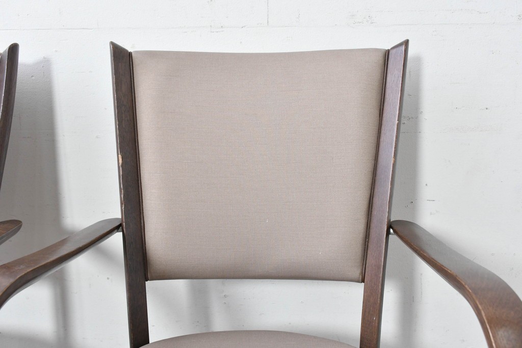 中古　カリモク家具(karimoku)　CT73シリーズ　曲木のアームが美しいアームチェア2脚セット　定価(2脚合計)約18万円　(R-087340)